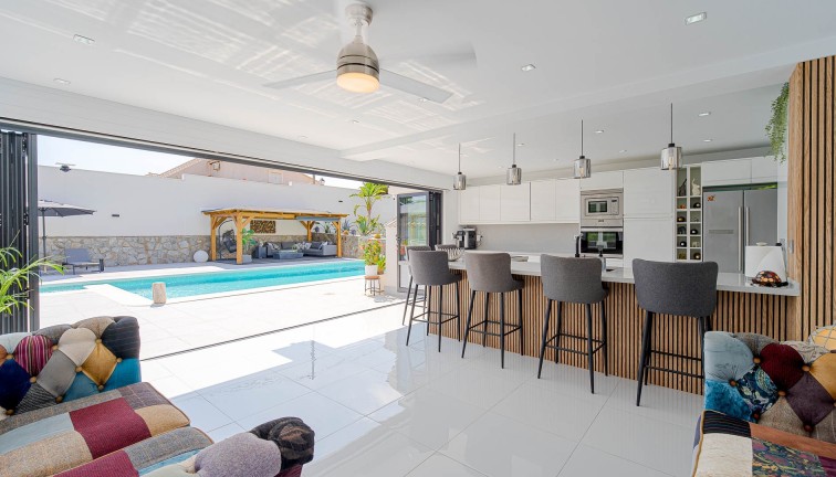 Reventa - Chalet - Orihuela Costa - Villamartín