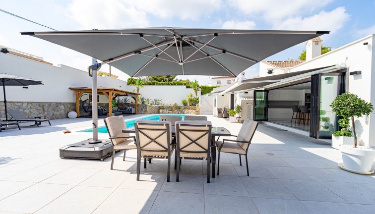 Reventa - Chalet - Orihuela Costa - Villamartín