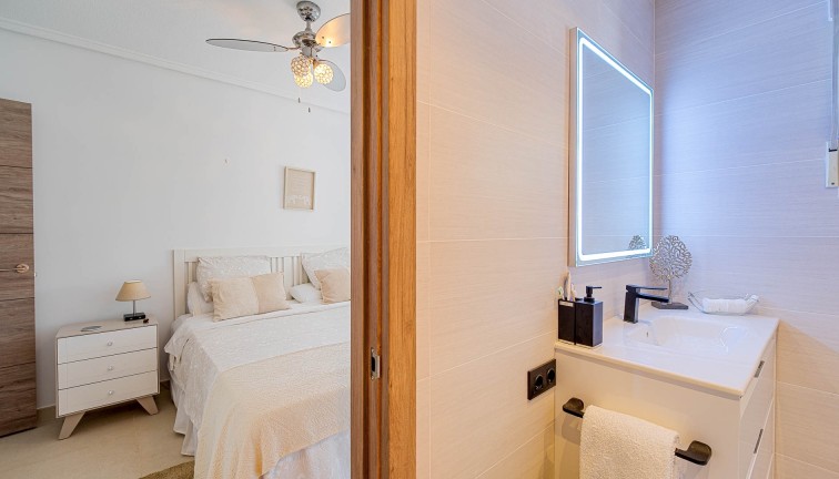 Reventa - Chalet - Orihuela Costa - Villamartín