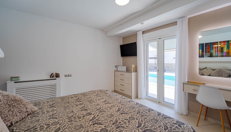 Reventa - Chalet - Orihuela Costa - Villamartín