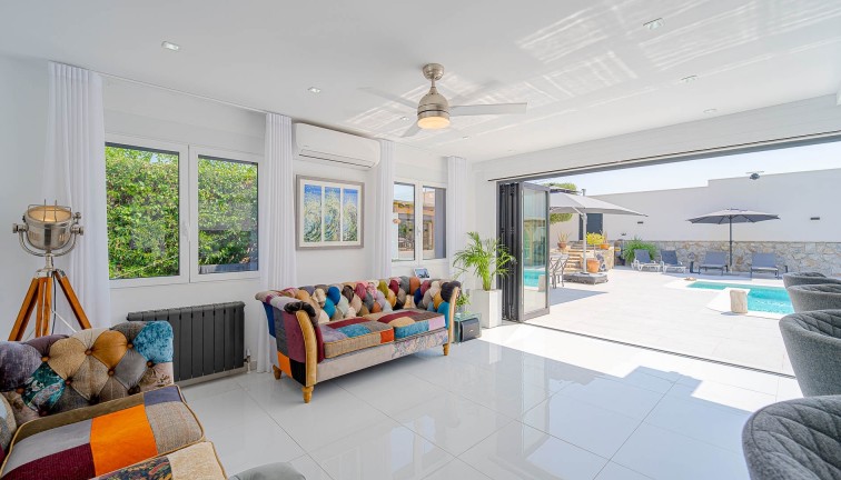 Reventa - Chalet - Orihuela Costa - Villamartín
