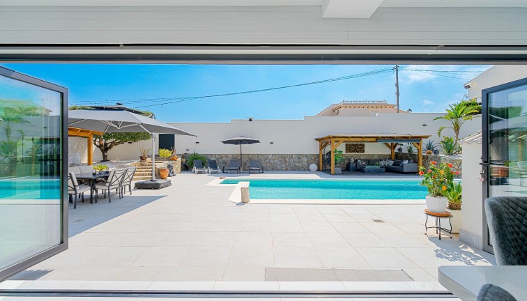 Reventa - Chalet - Orihuela Costa - Villamartín