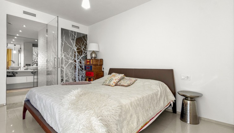 Återförsäljning - Lägenhet - Orihuela Costa - La Zenia