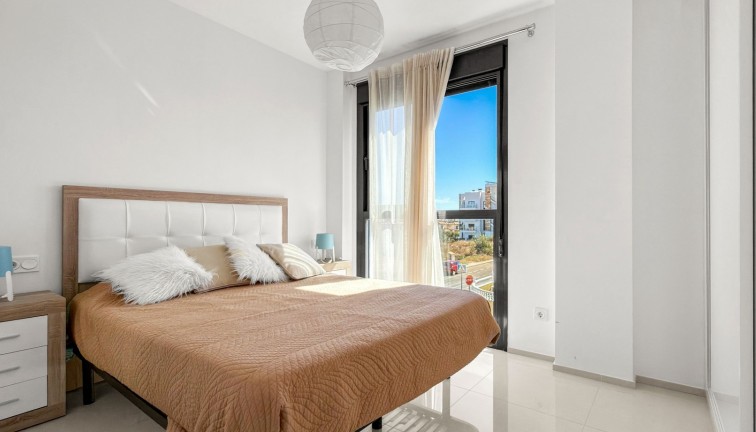 Återförsäljning - Lägenhet - Orihuela Costa - La Zenia