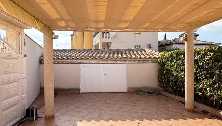 Reventa - Chalet - Orihuela Costa