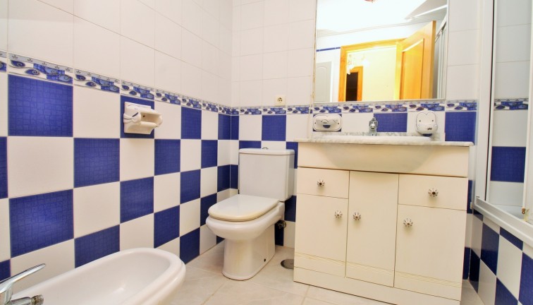 Reventa - Apartamento / piso - Playa Flamenca