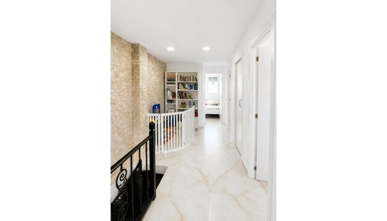 Jälleenmyynti - Paritalo/Rivitalo - Torrevieja - Los Balcones