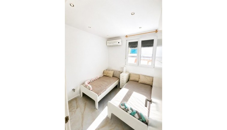 Jälleenmyynti - Paritalo/Rivitalo - Torrevieja - Los Balcones