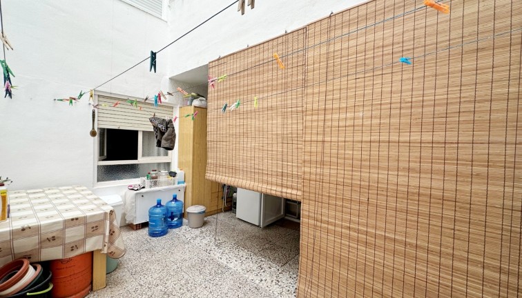 Jälleenmyynti - Duplex-asunto - Torrevieja - Acequion