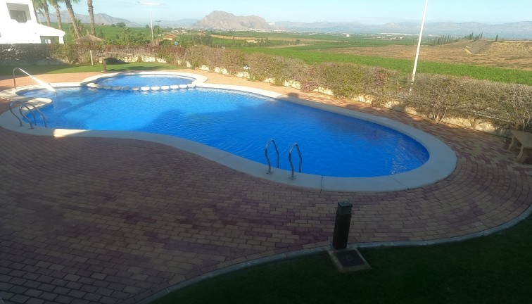 Jälleenmyynti - Bungalow - Algorfa - La Finca Golf