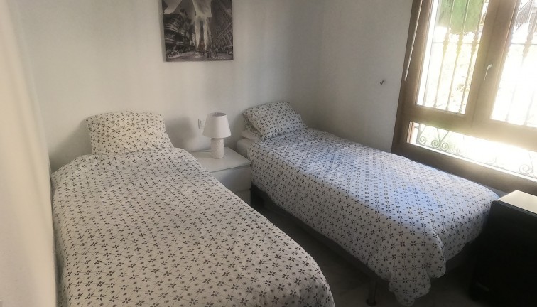 Jälleenmyynti - Bungalow - Algorfa - La Finca Golf