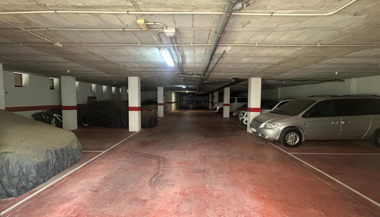 Jälleenmyynti - Autotalli - Orihuela Costa - Campoamor