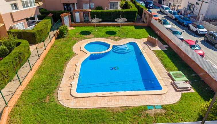 Resale - Duplex apartment - Torrevieja
