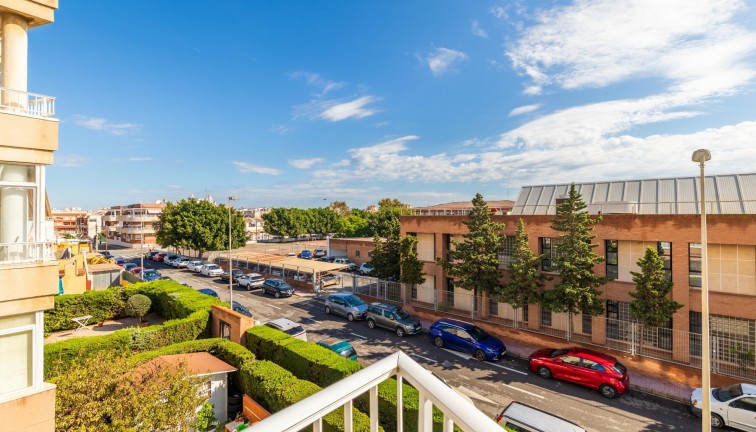 Resale - Duplex apartment - Torrevieja