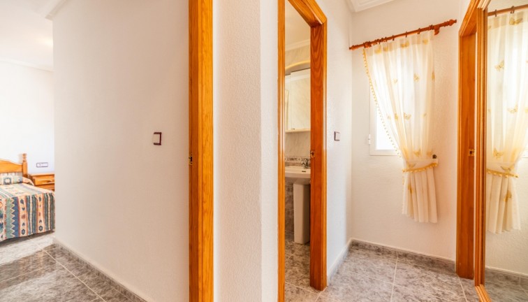 Resale - Duplex apartment - Torrevieja