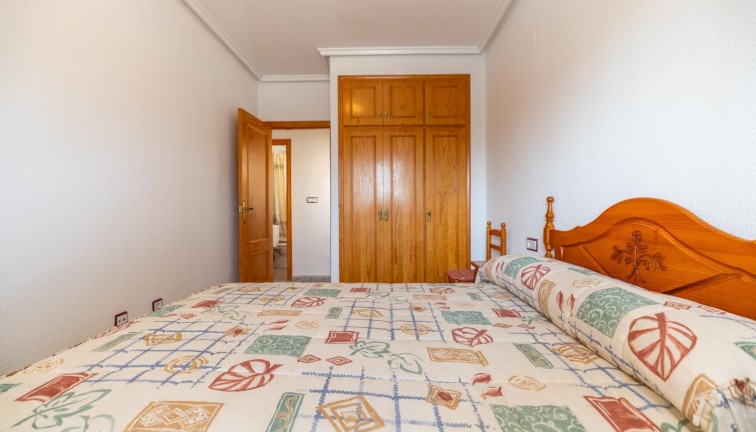 Resale - Duplex apartment - Torrevieja