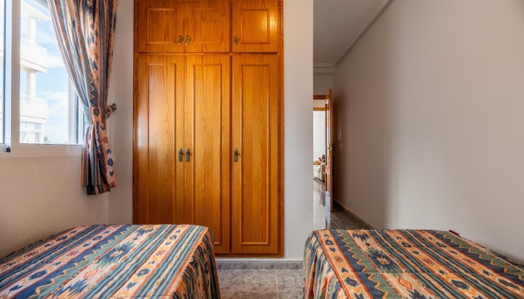 Resale - Duplex apartment - Torrevieja
