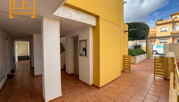 Jälleenmyynti - Asunto - Orihuela Costa - Villamartín