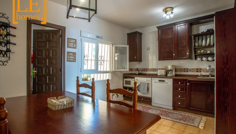 Jälleenmyynti - Paritalo/Rivitalo - Torrevieja - La veleta