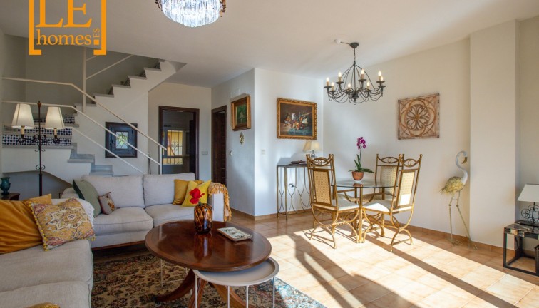 Jälleenmyynti - Paritalo/Rivitalo - Torrevieja - La veleta