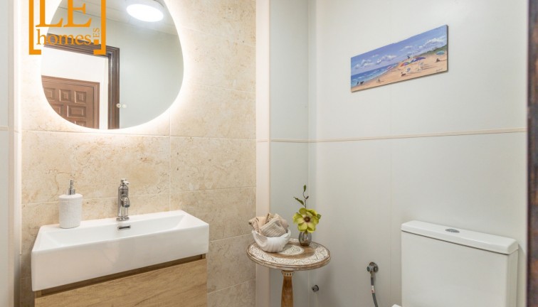 Jälleenmyynti - Paritalo/Rivitalo - Torrevieja - La veleta
