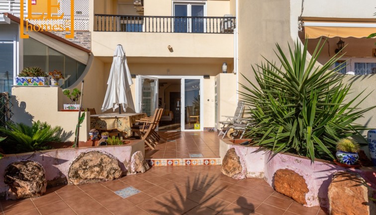 Jälleenmyynti - Paritalo/Rivitalo - Torrevieja - La veleta