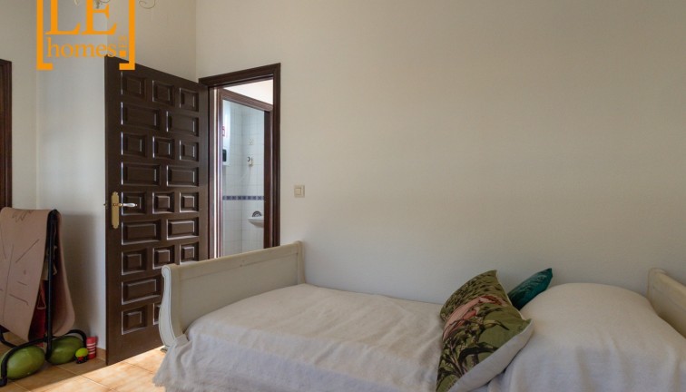 Jälleenmyynti - Paritalo/Rivitalo - Torrevieja - La veleta