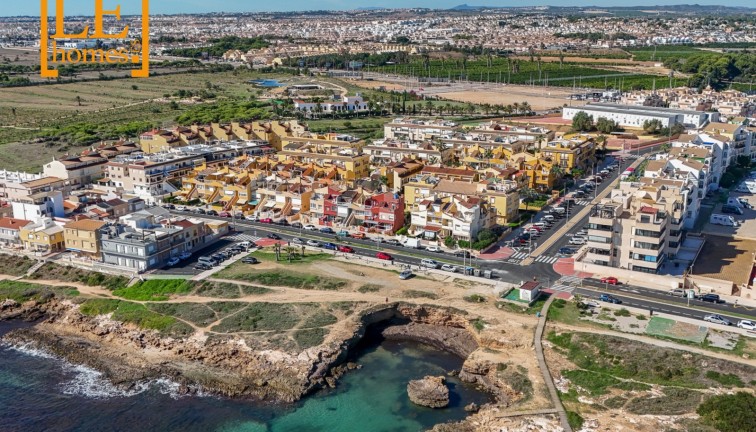 Jälleenmyynti - Paritalo/Rivitalo - Torrevieja - La veleta