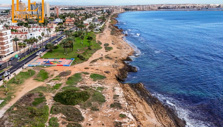 Jälleenmyynti - Paritalo/Rivitalo - Torrevieja - La veleta