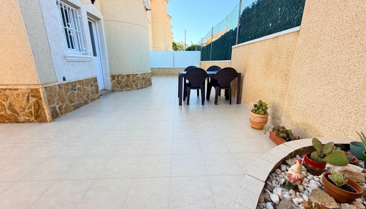 Resale - Semi-Detached - Ciudad quesada - La Marquesa