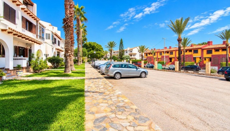 Resale - Apartment - Cabo Roig