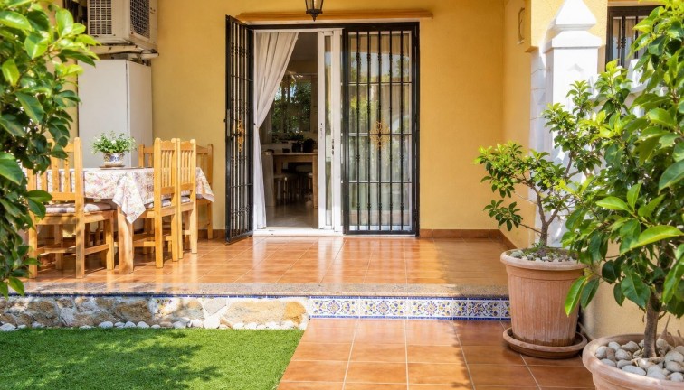 Jälleenmyynti - Bungalow - Orihuela Costa - Lomas de Cabo Roig