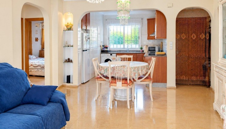 Jälleenmyynti - Bungalow - Orihuela Costa - Lomas de Cabo Roig