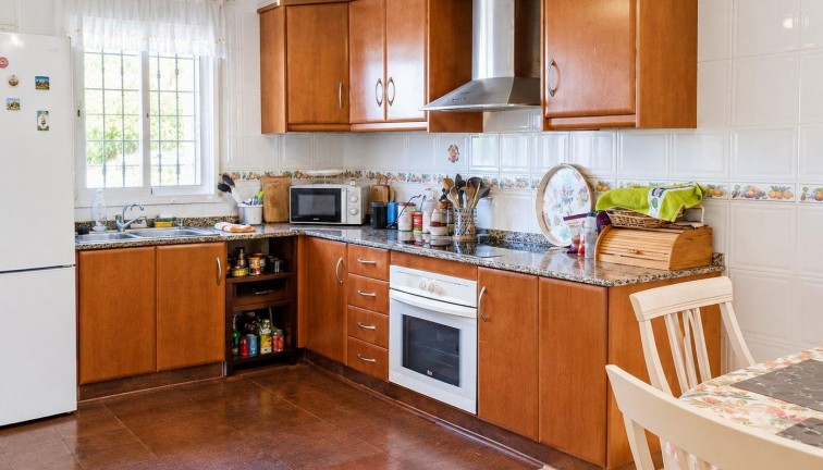 Jälleenmyynti - Bungalow - Orihuela Costa - Lomas de Cabo Roig