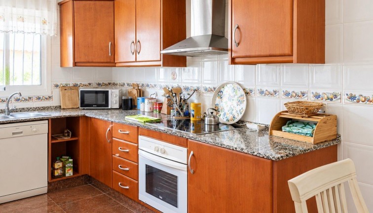 Jälleenmyynti - Bungalow - Orihuela Costa - Lomas de Cabo Roig