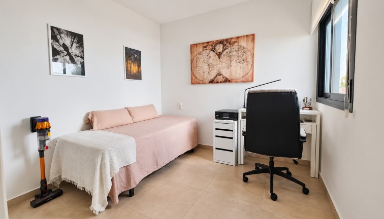 Resale - Chalet - Orihuela Costa - Villamartín