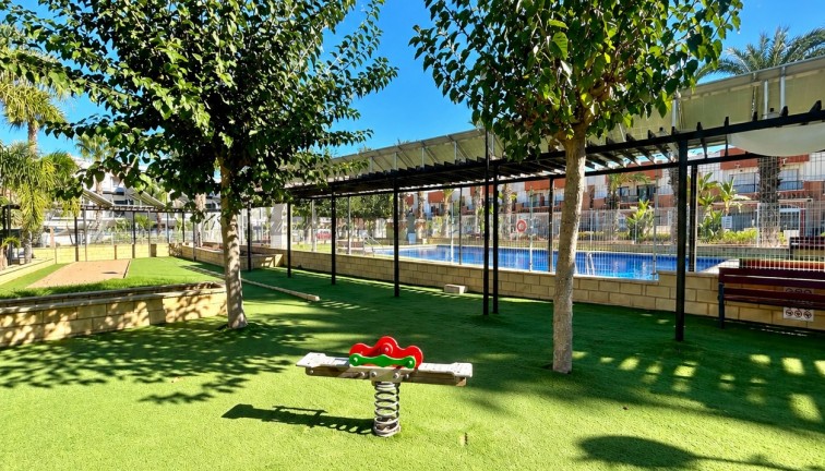 Resale - Chalet - Orihuela Costa - Villamartín