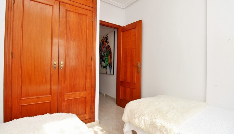 Jälleenmyynti - Paritalo/Rivitalo - Villamartín
