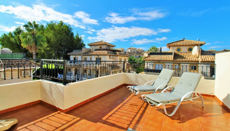Jälleenmyynti - Paritalo/Rivitalo - Villamartín