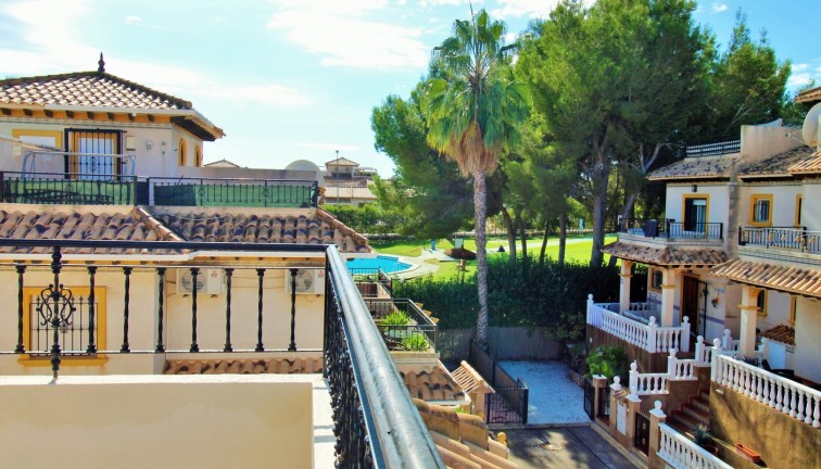 Jälleenmyynti - Paritalo/Rivitalo - Villamartín