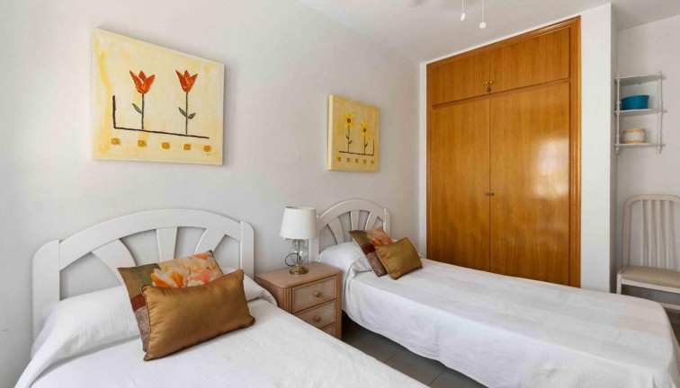 Reventa - Apartamento / piso - Orihuela Costa - Campoamor