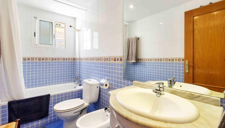 Reventa - Apartamento / piso - Orihuela Costa - Campoamor