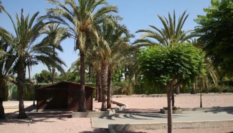 Resale - Chalet - Elche