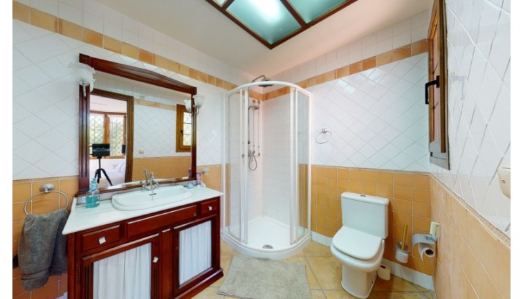 Resale - Chalet - Elche