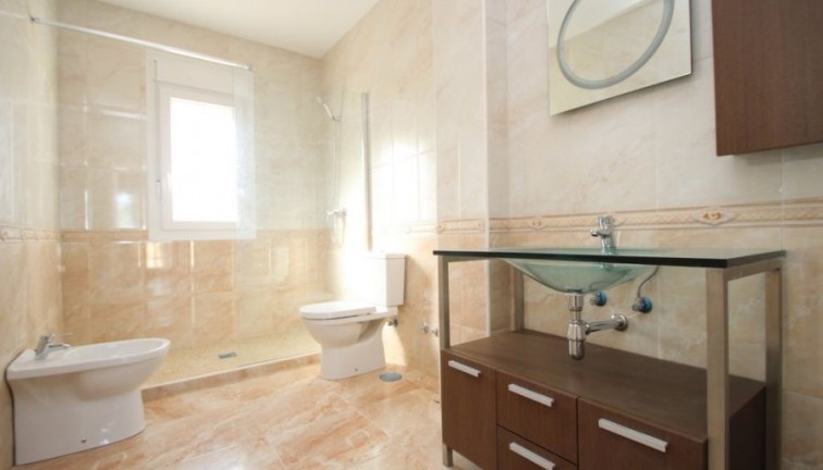 Resale - Chalet - Orihuela Costa - Cabo Roig