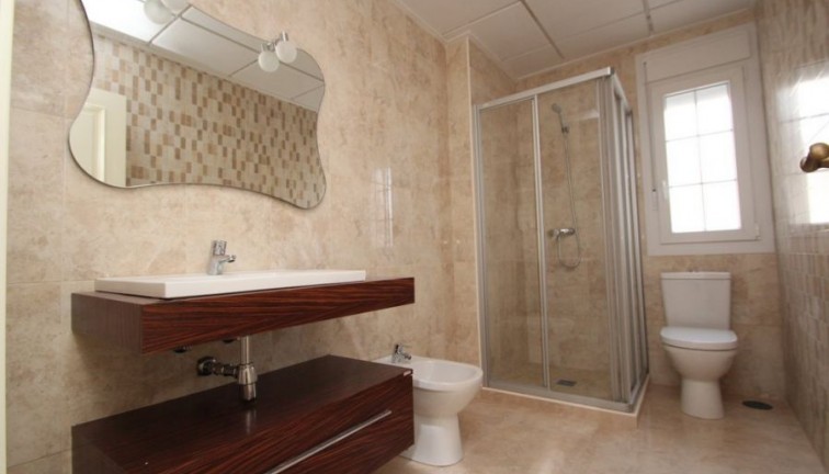 Resale - Chalet - Orihuela Costa - Cabo Roig