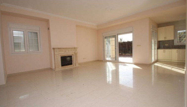 Resale - Chalet - Orihuela Costa - Cabo Roig