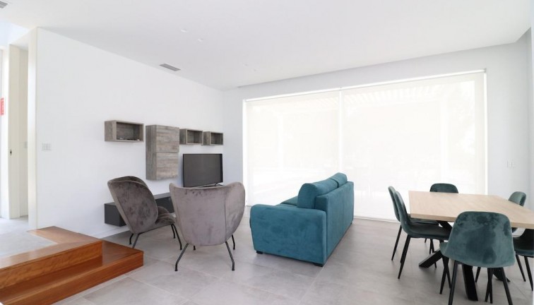 Resale - Chalet - Orihuela Costa - Campoamor