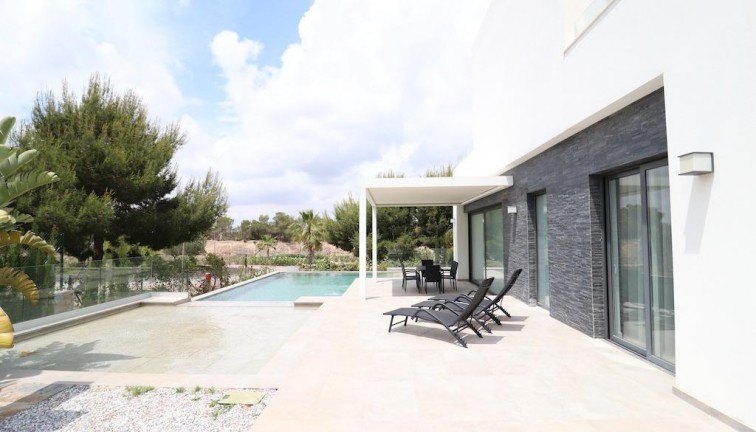 Resale - Chalet - Orihuela Costa - Campoamor