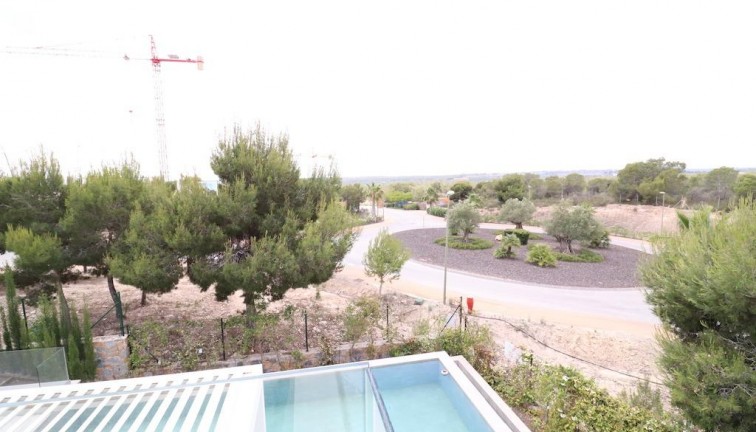 Resale - Chalet - Orihuela Costa - Campoamor